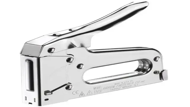 are staple gun staples universal
