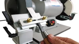 Can I Use a Bench Grinder to Sharpen Knives? Expert Answers and Tips