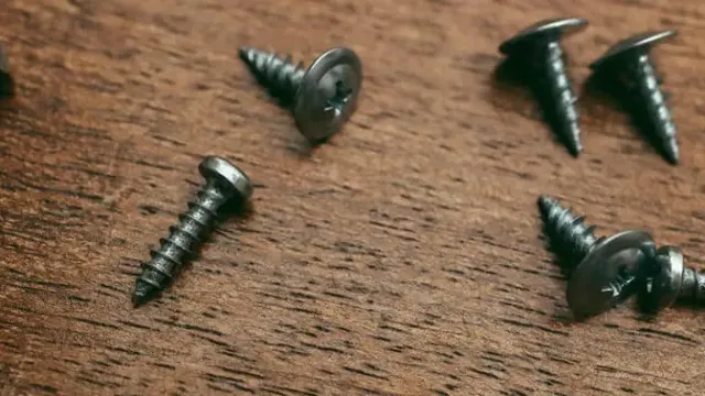can you use regular screws in pocket holes
