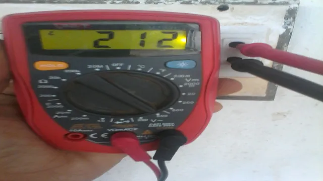 how do i use a voltage tester