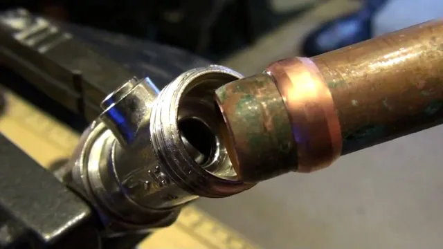 how does a compression tester work