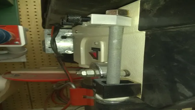 how does a drill press quill work