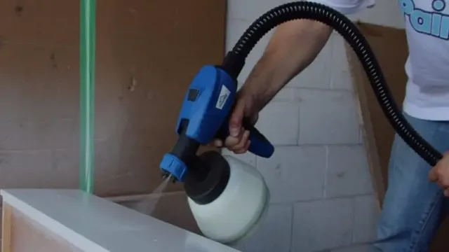 how does a hvlp paint sprayer work