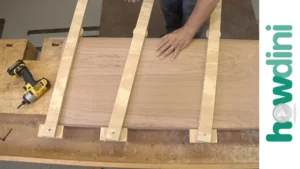 How Long to Keep Clamps on Glued Wood: Tips for Optimal Bonding Times