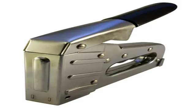 how to assemble a staple gun