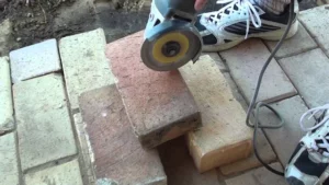 How to Cut Bricks with an Angle Grinder: Tips and Tricks for Precise Cuts
