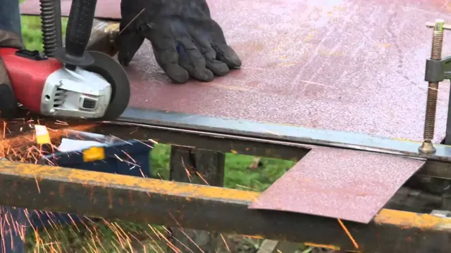 how to cut metal straight with angle grinder