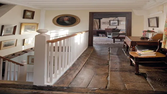 how to fill gaps in wood plank table