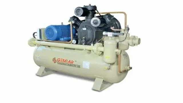 how to get water out of air compressor