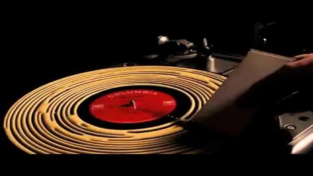 how to glue vinyl to wood