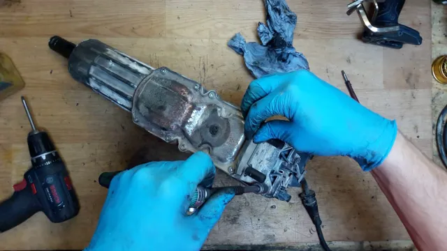 how to grease a bosch hammer drill