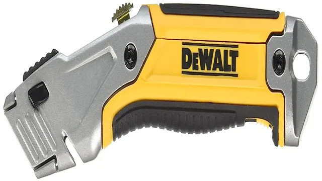 how to install blade in dewalt utility knife
