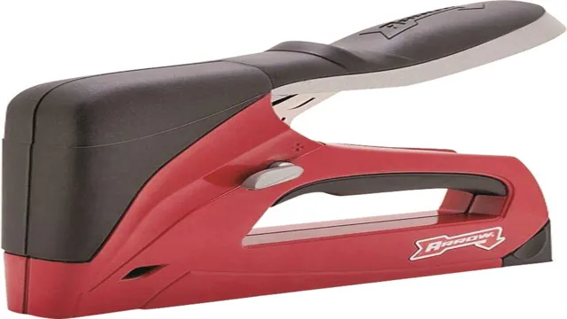 how to load a t50 staple gun