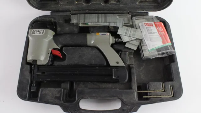 how to load porter cable staple gun ts056