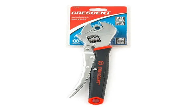 how to lock adjustable wrench