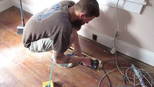 how to operate a floor sander
