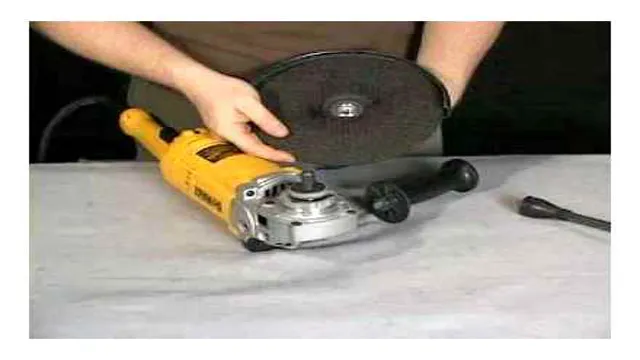 how to put on angle grinder disc 1 how to put on angle grinder disc
