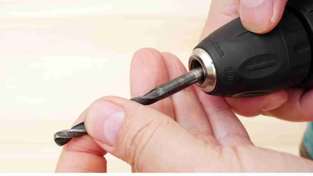 how to remove drill bit from hammer drill