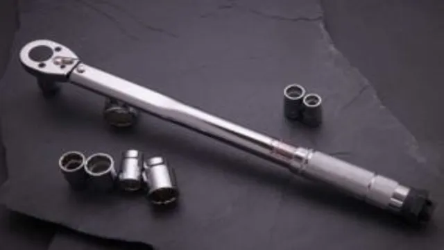 how to set a torque wrench to 18 foot pounds