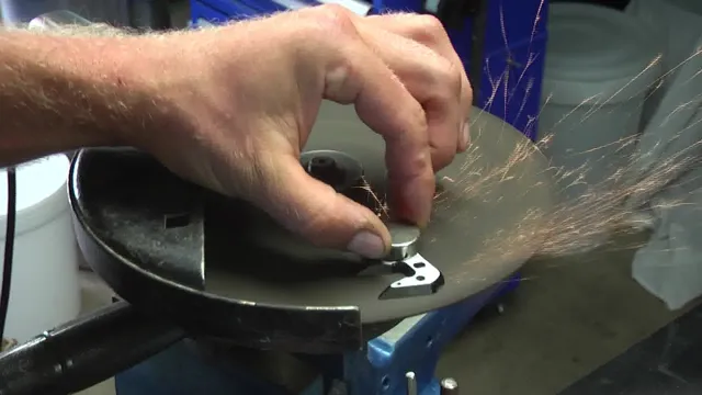 how to sharpen garden tools with angle grinder