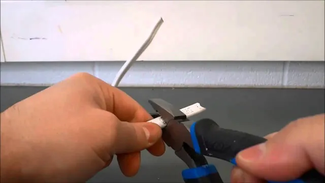 how to strip electrical wire without wire cutters