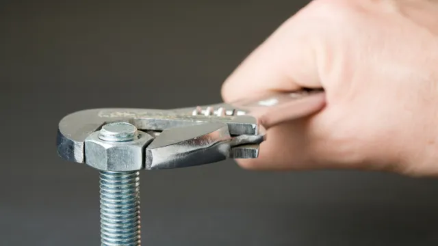 how to tighten adjustable wrench 1 how to tighten adjustable wrench