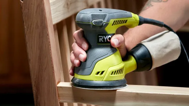 how to use an orbital sander on wood