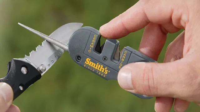 how to use serrated utility knife