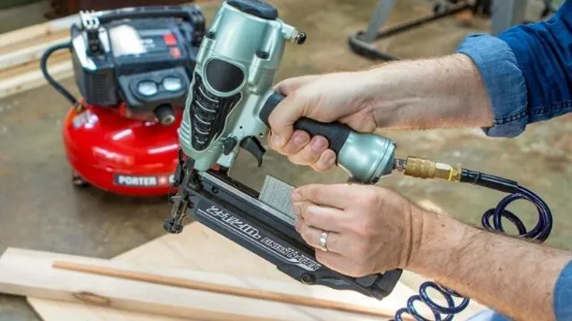 what size air compressor for staple gun