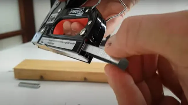 what size staples does a staple gun take 1 what size staples does a staple gun take