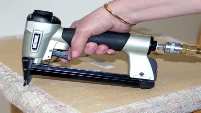 what type of staple gun for upholstery