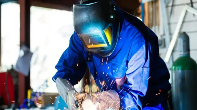 who makes kobalt welding helmet