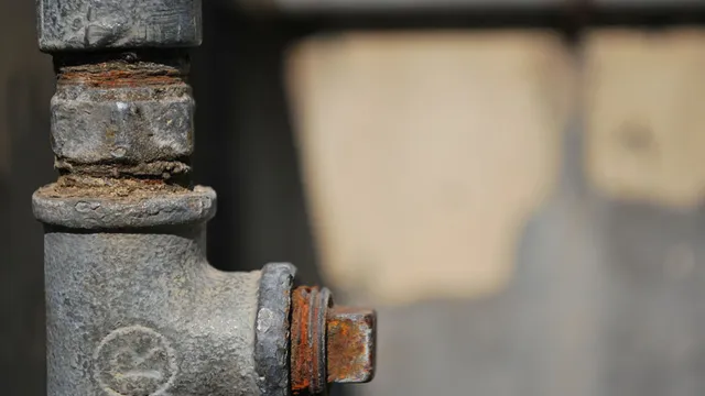 why do my pipes sound like a jackhammer